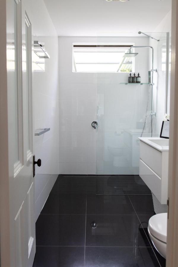 Woodland Bay Retreat-Hot Tub,Sauna And Bayview Hamptons Retreat Lymington Exterior foto