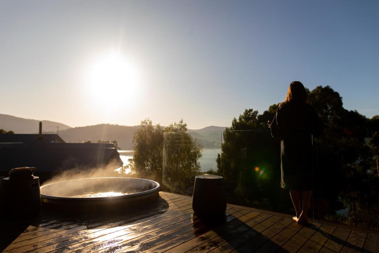 Woodland Bay Retreat-Hot Tub,Sauna And Bayview Hamptons Retreat Lymington Exterior foto